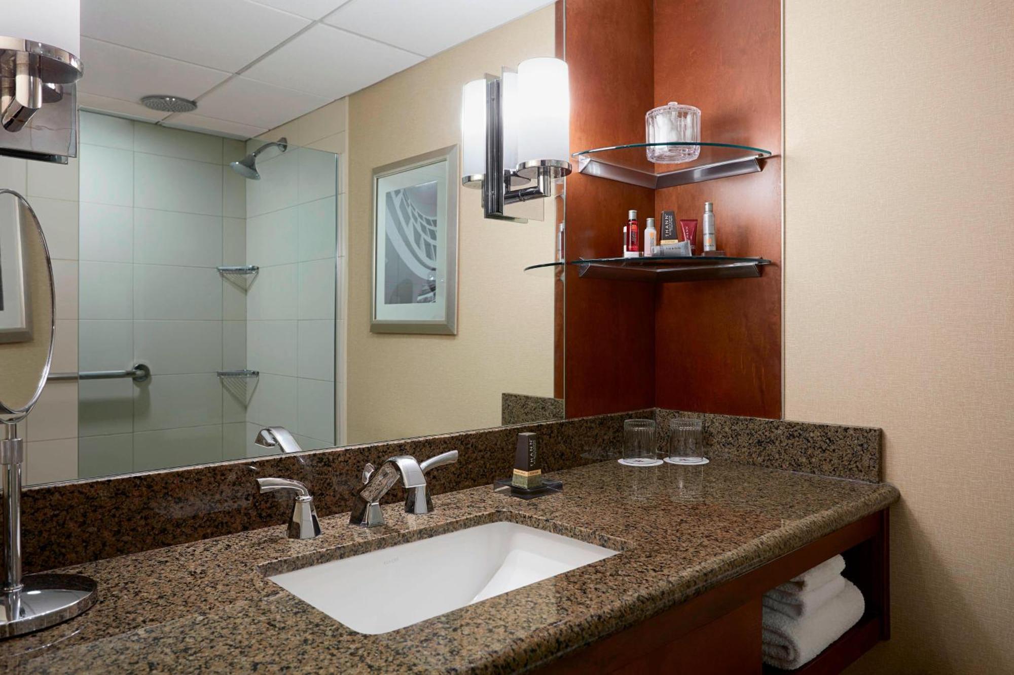 Stamford Marriott Hotel & Spa Dış mekan fotoğraf