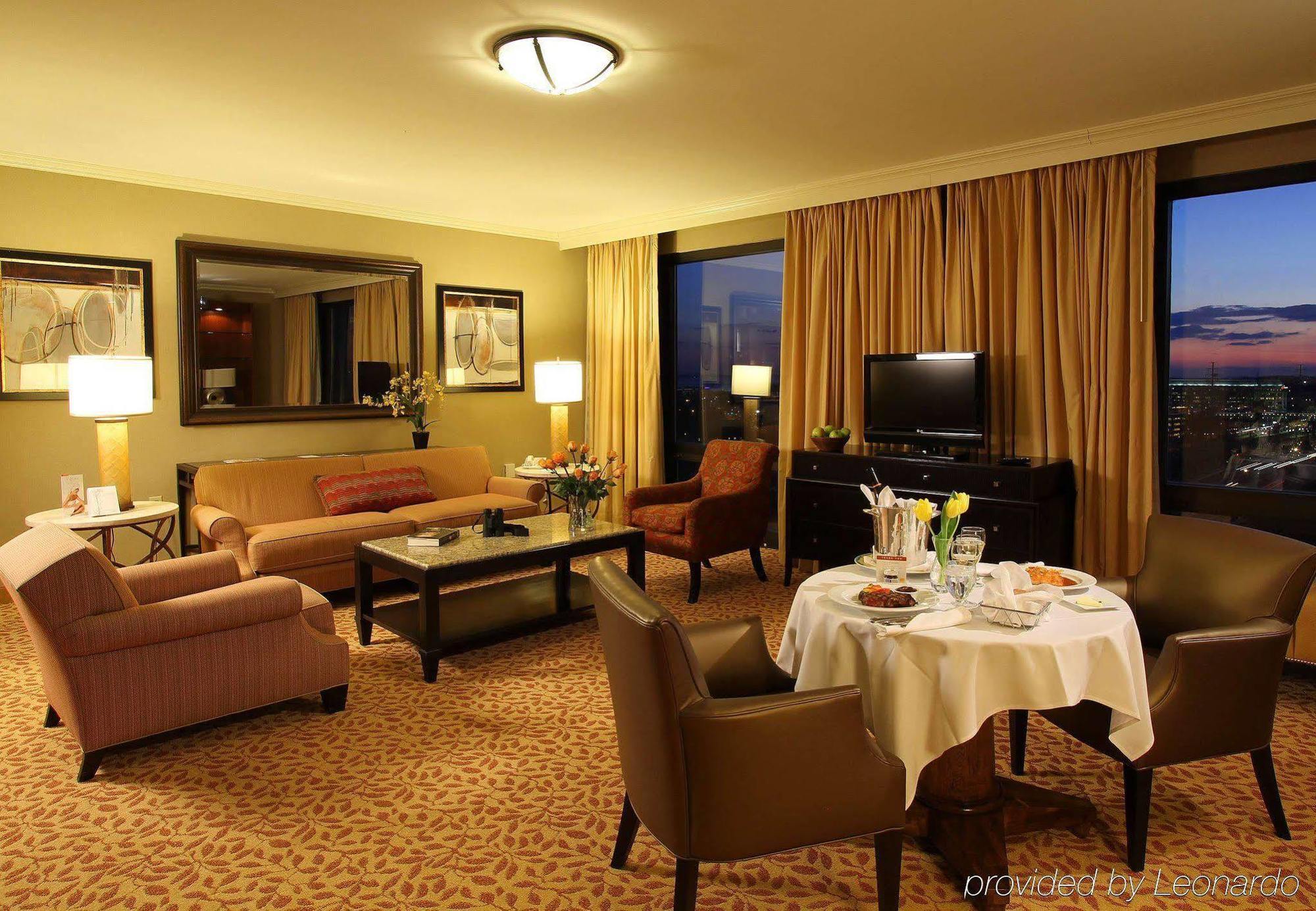 Stamford Marriott Hotel & Spa Dış mekan fotoğraf
